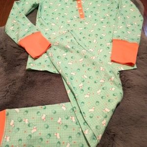 Christmas Pajamas size 7-8 *like new* Scotty dog pattern